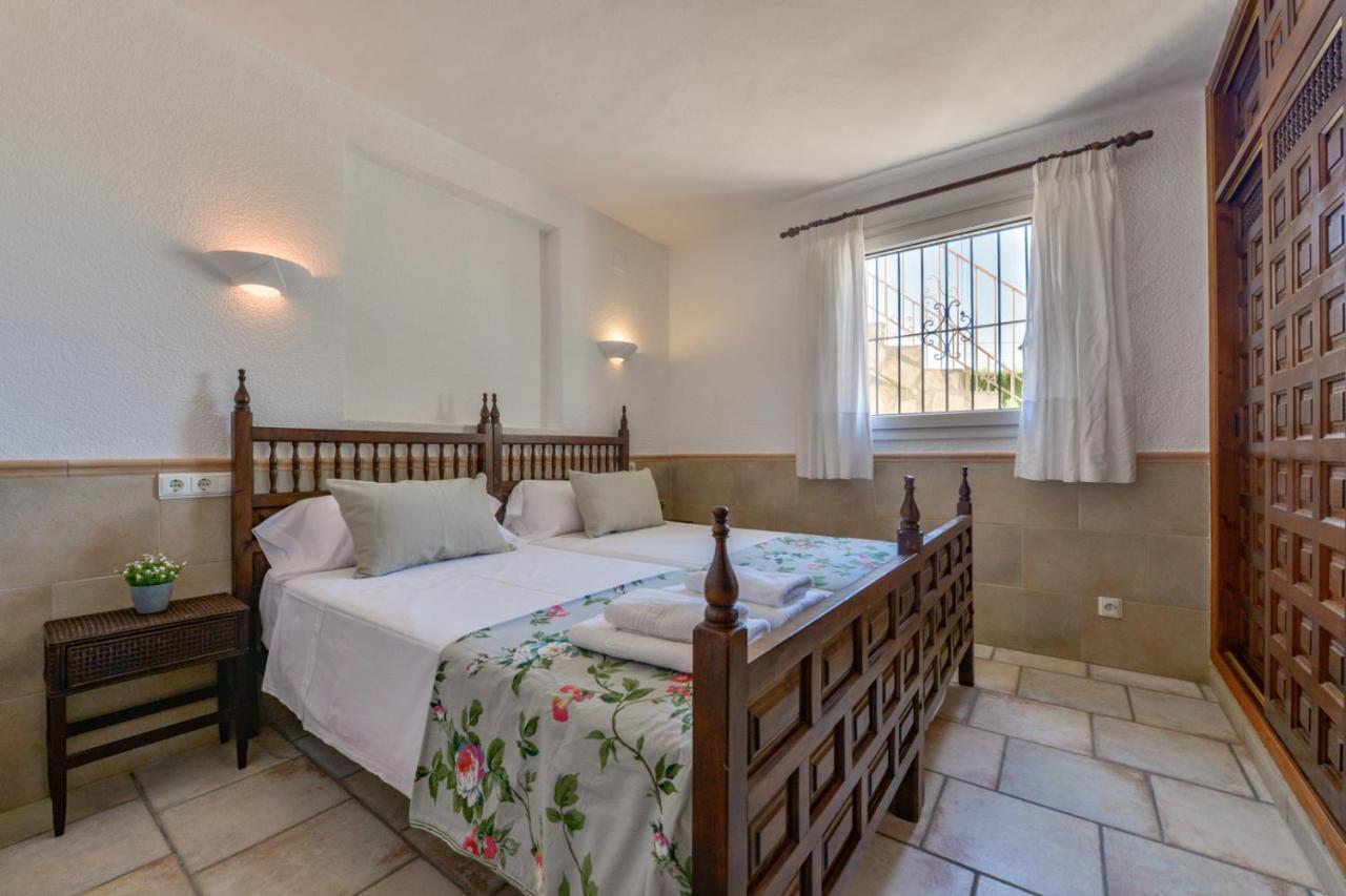 Villas Guzman - Junai Бениса Экстерьер фото